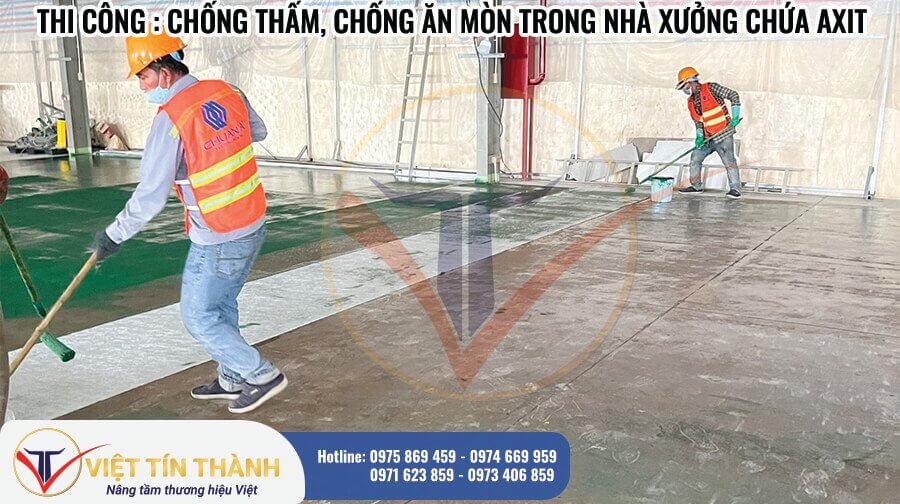 Thi công bọc phủ composite frp.Ảnh: Việt Tín Thành